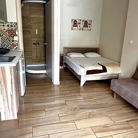 Soso & Hotel 3*